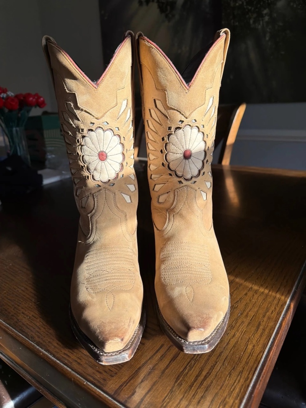 Tecovas Sadie by Kristopher Brock